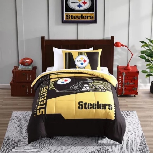 Pittsburgh Steelers NFL Bed-In-A-Bag Comforter and Sheet Set - Picture 2 of 8
